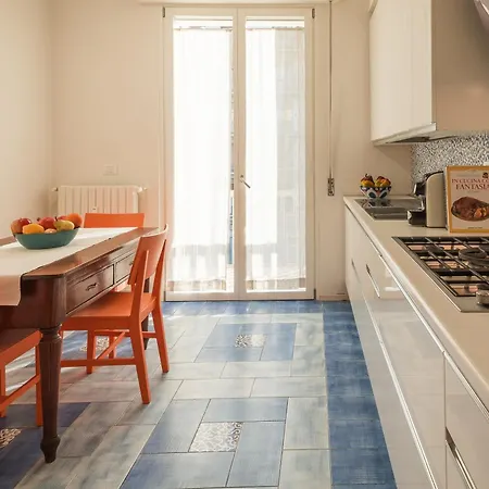 Dalla Cami アレッツォ