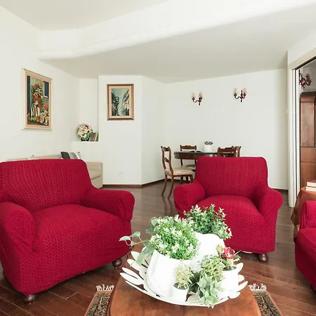 Dalla Cami アパート アレッツォ