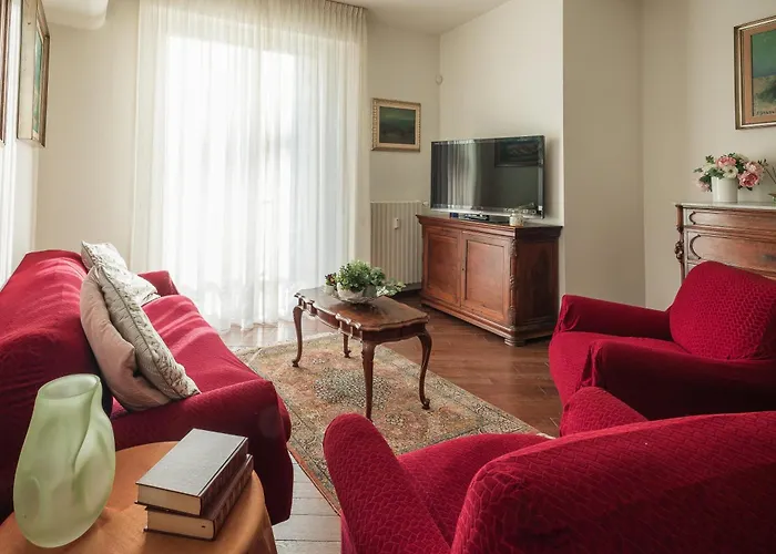 Dalla Cami アパート *